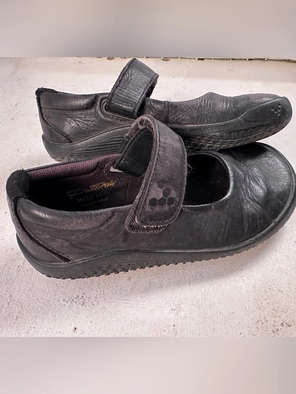 Vivo Barefoot Black Kids Mary Jane Hook-and-Loop Shoes